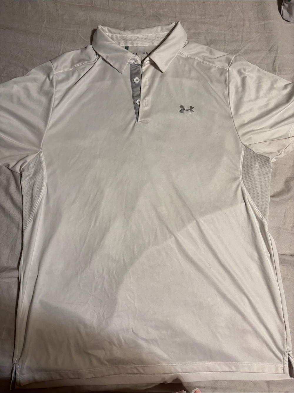 Under Armour Men’s White Polo with Gray Trim size XL